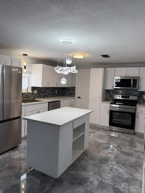 3040 Tropical Trail, Lake Worth FL - photo 7 of 15