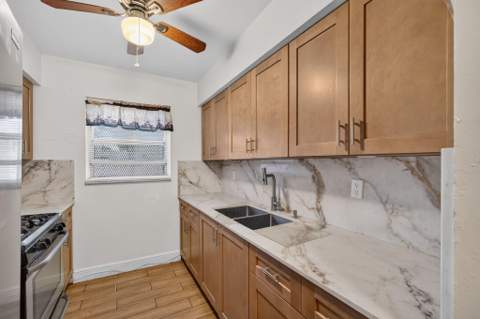 649 58th Street, West Palm Beach FL - photo 12 of 34