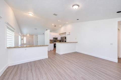1252 Sabal Trail, Weston FL - photo 19 of 53