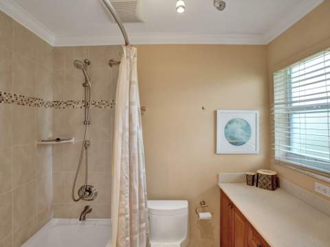 311 Flamingo Lane, Delray Beach FL - photo 8 of 39