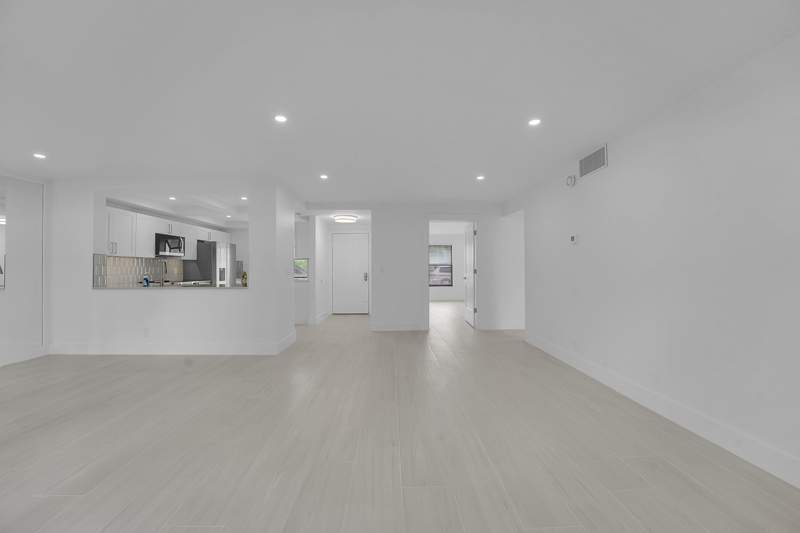 2 bedroom Condominium at 3373 Lucerne Park Drive, Lucerne Park Condos 1, Greenacres — photo 5