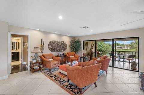 12 Westgate Lane #12D, Boynton Beach FL - photo 8 of 59
