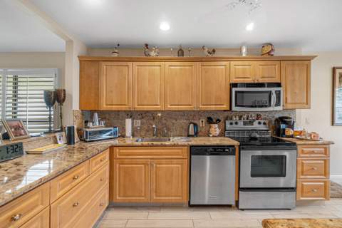 12 Westgate Lane #12D, Boynton Beach FL - photo 13 of 59