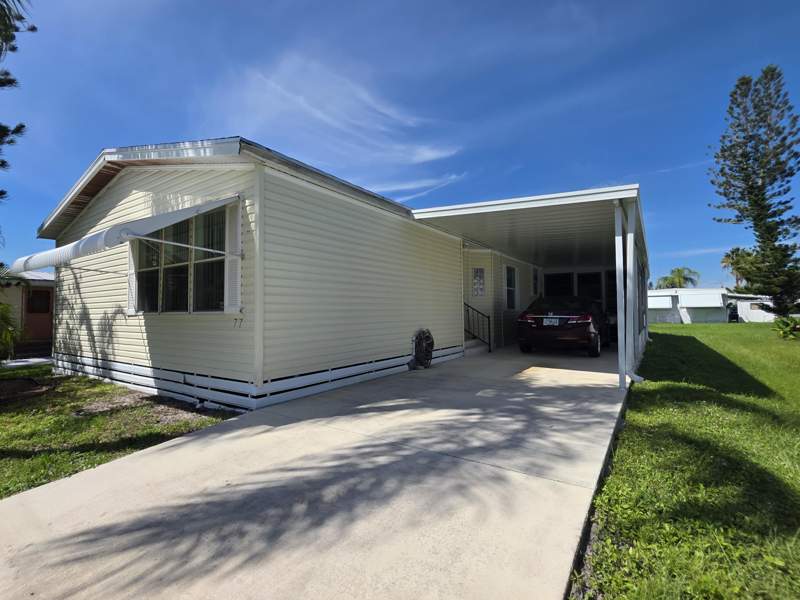 3 bedroom Manufactured Home at 77 Mediterranean Boulevard, Spanish Lakes One, Port St. Lucie — photo 2