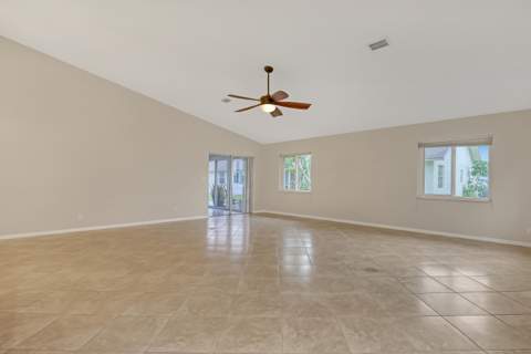 5289 Crystal Anne Drive, West Palm Beach FL - photo 13 of 60