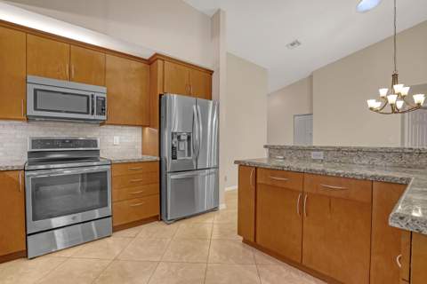 5289 Crystal Anne Drive, West Palm Beach FL - photo 20 of 60