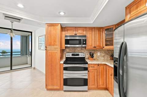 3560 S Ocean Boulevard #506, South Palm Beach FL - photo 13 of 20