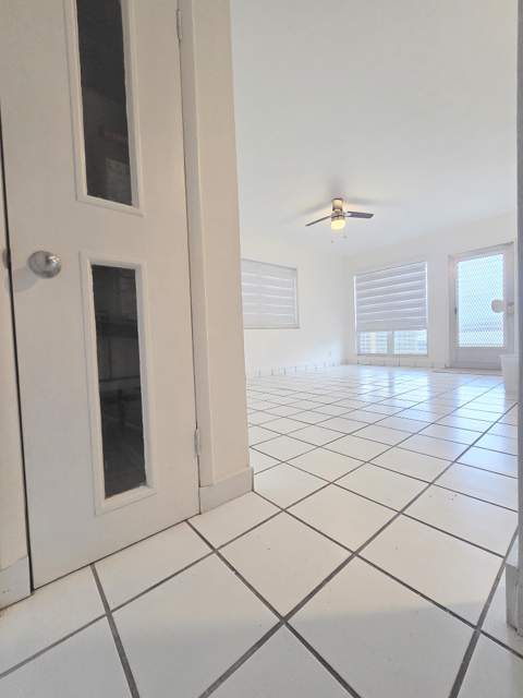 2716 NE 30th Place #105C, Fort Lauderdale FL - photo 7 of 21