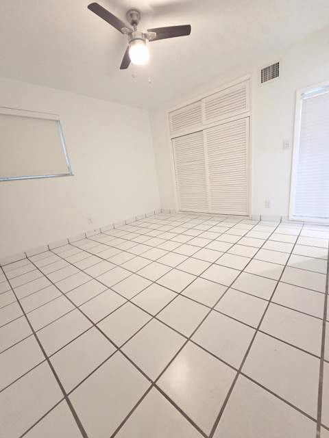2716 NE 30th Place #105C, Fort Lauderdale FL - photo 17 of 21