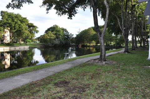 9070 Lime Bay Boulevard #103, Tamarac FL - photo 18 of 37