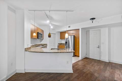 510 NW 84th Avenue #428, Plantation FL - photo 7 of 44