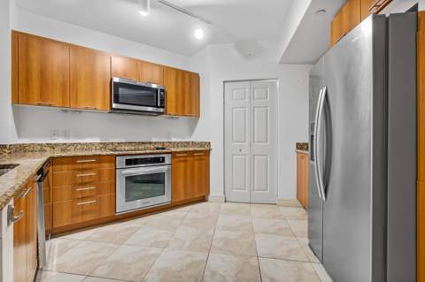 510 NW 84th Avenue #428, Plantation FL - photo 8 of 44