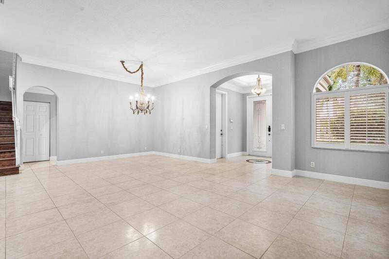 4 bedroom Single Family Residence at 10 Country Lake Trail, Serrano, Boynton Beach — photo 3