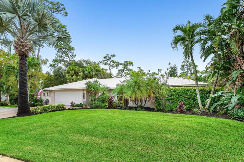 4 bedroom Single Family Residence at 100 St Davids Way, Pines Of Wellington, Wellington — photo 2
