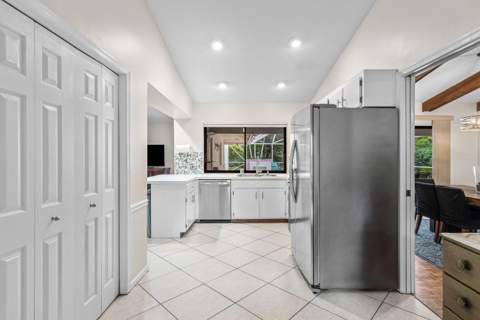 100 St Davids Way, Wellington FL - photo 10 of 32