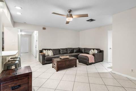 100 St Davids Way, Wellington FL - photo 15 of 32