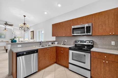 2340 Windjammer Way, West Palm Beach FL - photo 21 of 84
