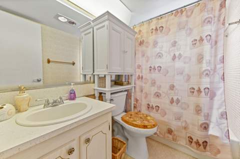 277 Northampton, West Palm Beach FL - photo 14 of 18