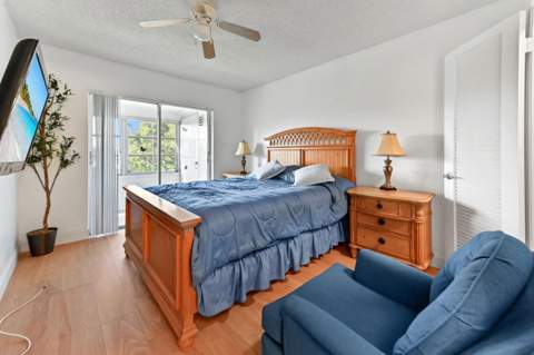 277 Northampton, West Palm Beach FL - photo 10 of 18