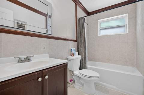 7761 Biltmore Boulevard, Miramar FL - photo 23 of 62