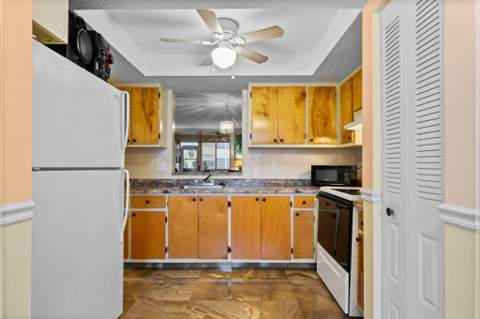 10 Willowbrook Lane #108, Delray Beach FL - photo 6 of 41