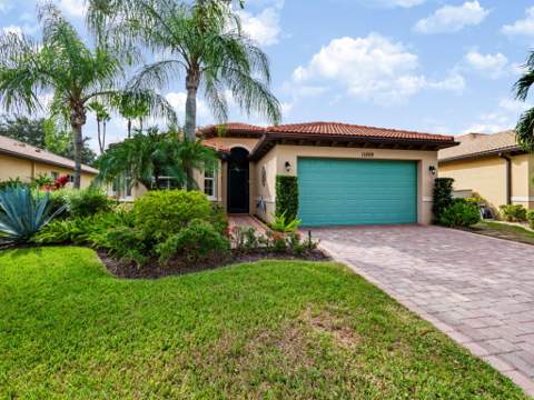 11899 SW Crestwood Circle, Port St. Lucie FL - photo 8 of 85