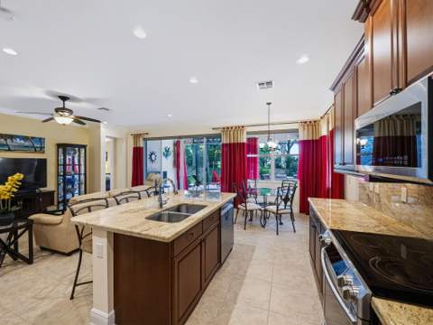 11899 SW Crestwood Circle, Port St. Lucie FL - photo 13 of 85