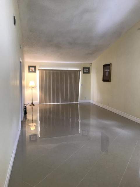 1534 Royal Forest Court, West Palm Beach FL - photo 24 of 25
