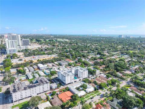 1720 Jefferson Street #212, Hollywood FL - photo 21 of 25