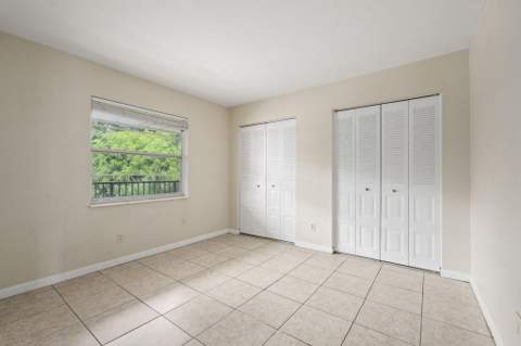 333 SE Martin Avenue #5-7, Stuart FL - photo 18 of 36