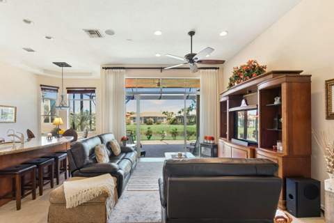 8709 Via Grande, Wellington FL - photo 13 of 45