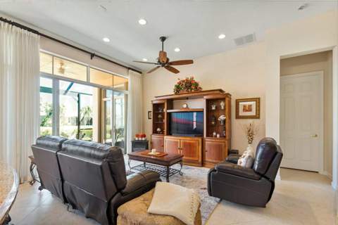8709 Via Grande, Wellington FL - photo 16 of 45