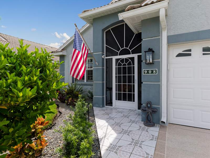 2 bedroom Single Family Residence at 908 NW Sarria Court, Isle of Madeira at Kings Isle, Port St. Lucie — photo 3