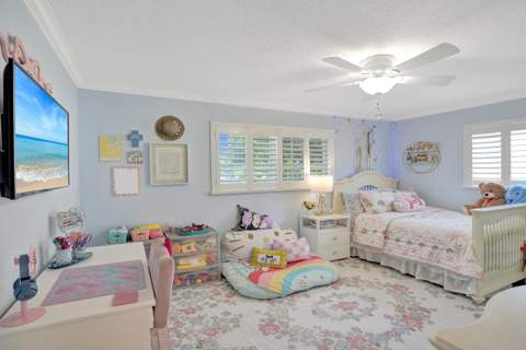 500 SE 3rd Street, Deerfield Beach FL - photo 9 of 70