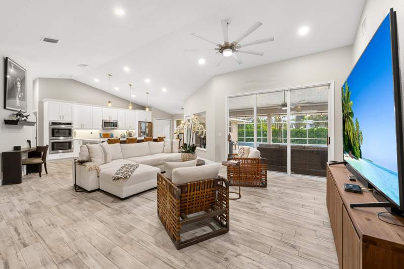 4 bedroom Single Family Residence at 5608 SW Landing Creek Drive, River Landing, Palm City — photo 3