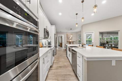 5608 SW Landing Creek Drive, Palm City FL - photo 16 of 59