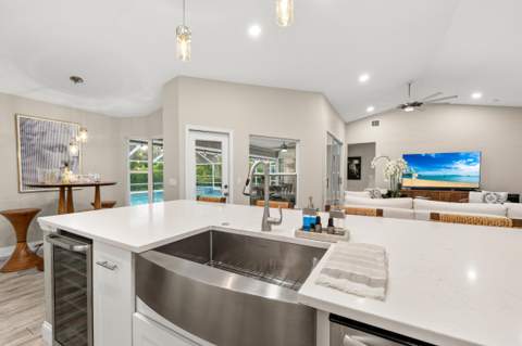 5608 SW Landing Creek Drive, Palm City FL - photo 17 of 59