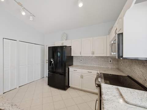 4550 Ketch Court, Boynton Beach FL - photo 18 of 50