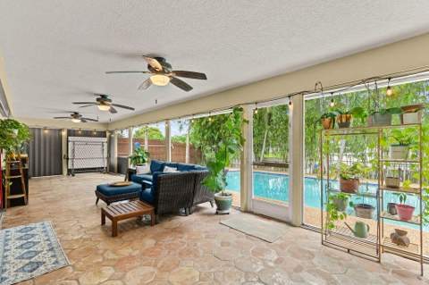 6866 Paul Mar Drive, Lake Worth FL - photo 13 of 32