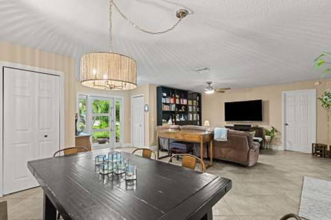 6866 Paul Mar Drive, Lake Worth FL - photo 20 of 32