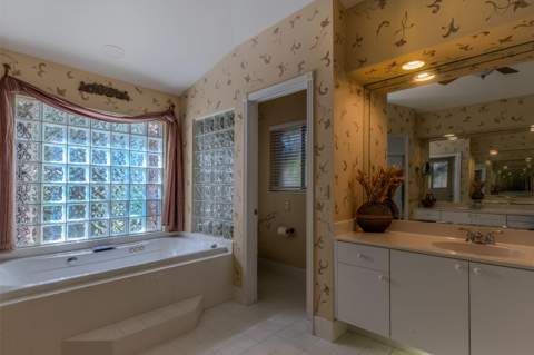 10903 Bal Harbor Drive, Boca Raton FL - photo 19 of 32
