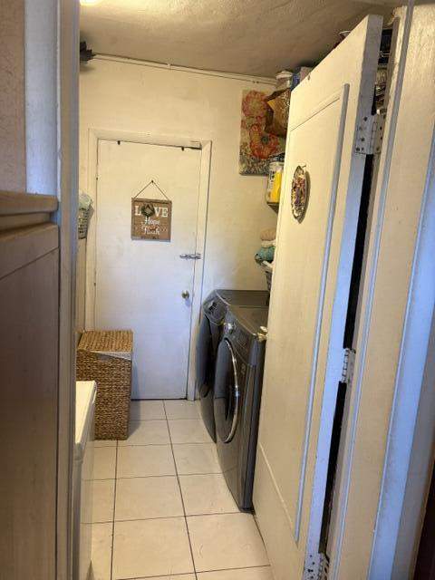 2227 Wiley Court, Hollywood FL - photo 9 of 9