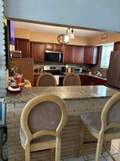 2227 Wiley Court, Hollywood FL - photo 8 of 9