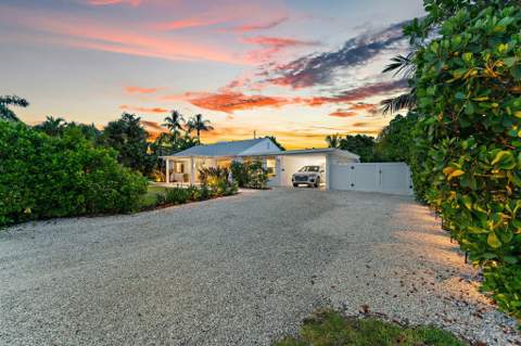 3437 Palm Court, Jupiter FL - photo 6 of 38