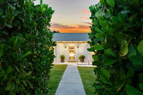 3437 Palm Court, Jupiter FL - photo 7 of 38