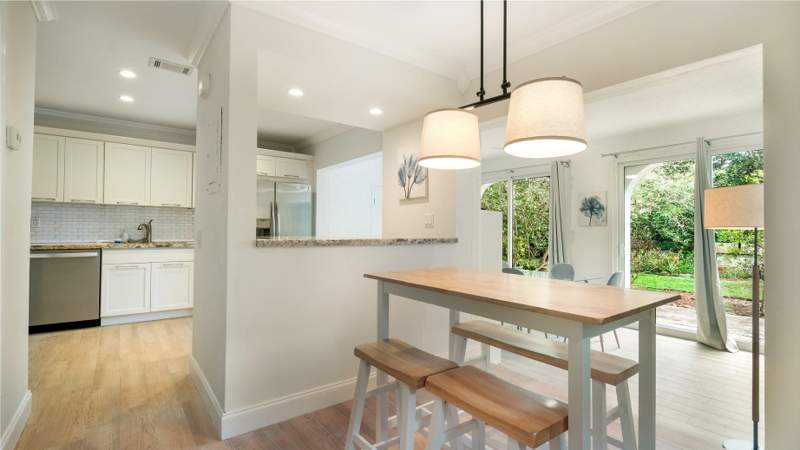 3 bedroom Townhouse at 6525 Via Regina #0100, Plum At Boca Pointe Condos One Thru 15 Filed In Or, Boca Raton — photo 2