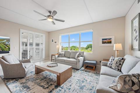 844 Bay Colony Drive, Juno Beach FL - photo 6 of 35