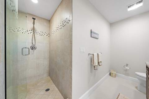 844 Bay Colony Drive, Juno Beach FL - photo 23 of 35