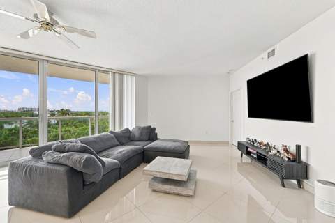 6001 N Ocean Drive #503, Hollywood FL - photo 6 of 67