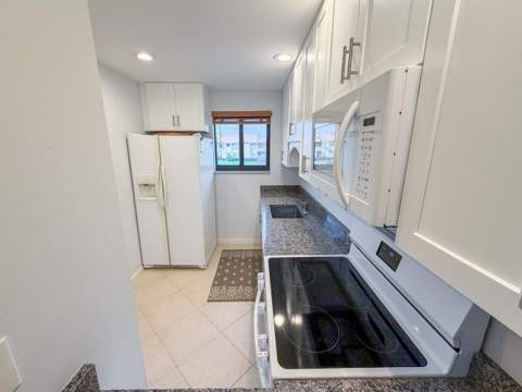 5333 SE Miles Grant Road #205, Stuart FL - photo 15 of 44